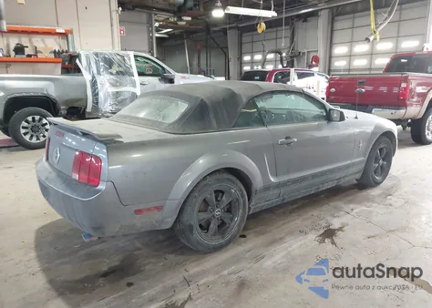 2006 Ford Mustang V6 z USA, uszkodzony, nr VIN 1ZVFT84N165178613